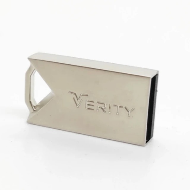 فلش مموری وریتی مدل V820 USB2.0 ظرفیت 16 گیگابایت
